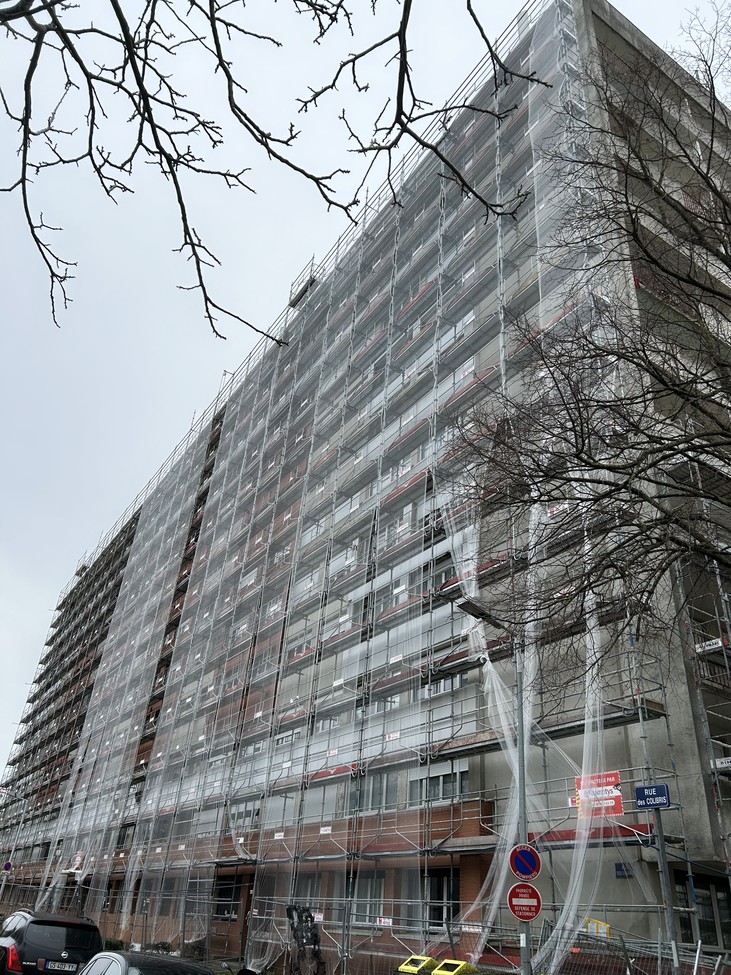 Pendant intervention : montage échafaudage